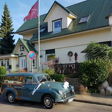 Gaestehaus Alwine Wohnung 5 Грёмиц Экстерьер фото